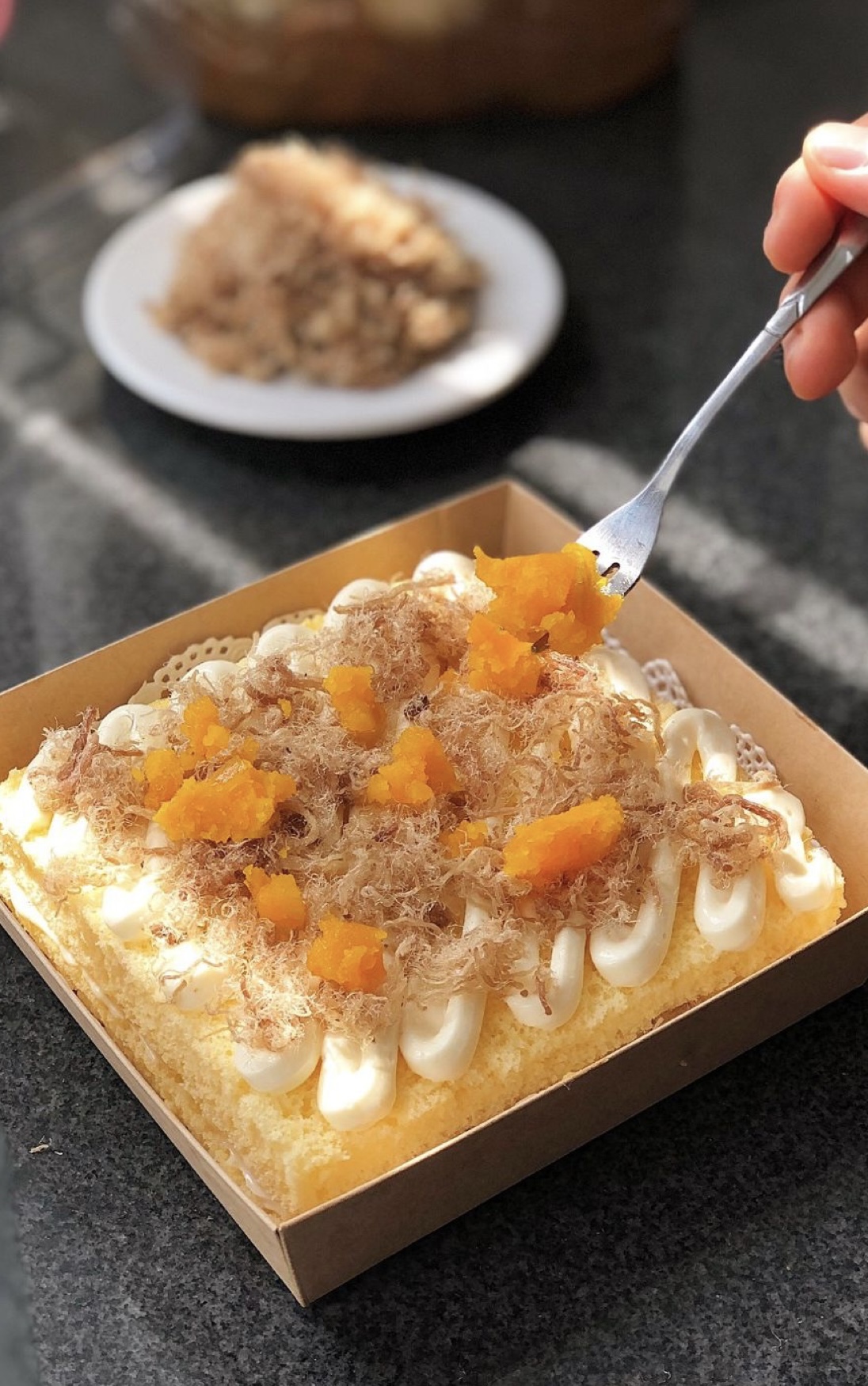 Golden Sponge Cake 3